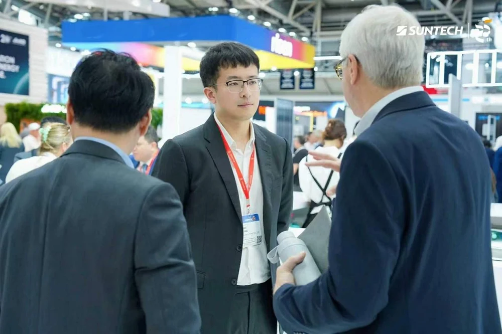 Suntech Showcases Full-Chain Solar and Storage Solutions at Intersolar Europe 2026
