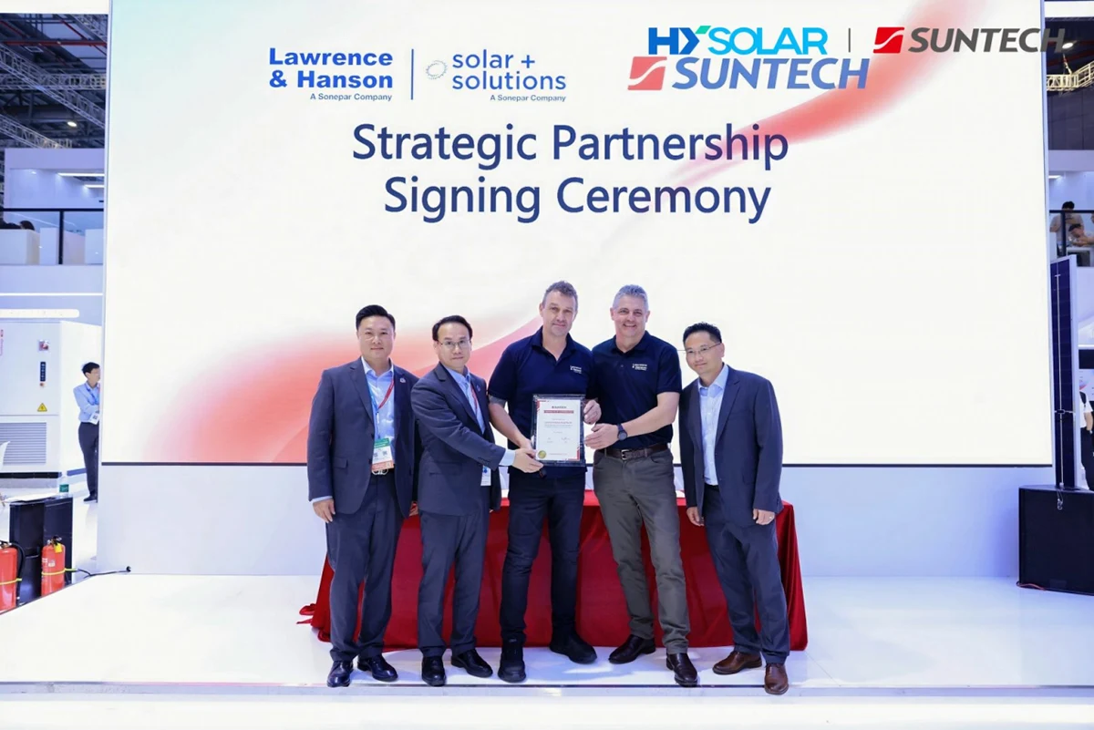 Suntech Launches Mass Production of New Quarter-Cut Modules and Secures Strategic Agreements at SNEC 2026