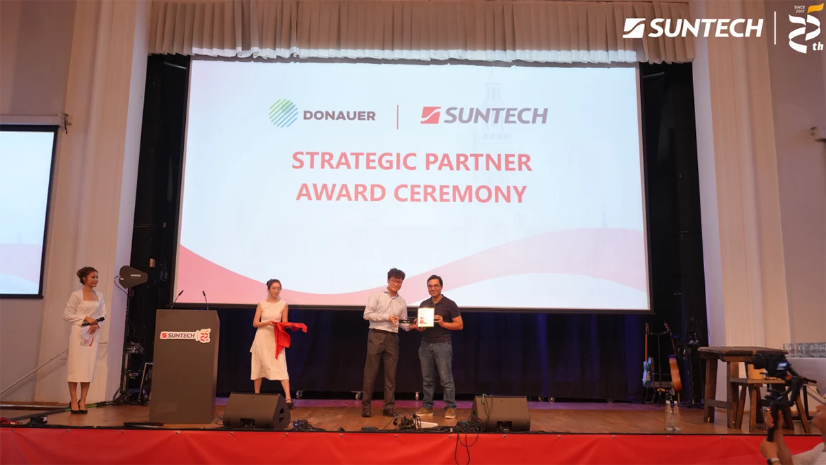 Suntech Hosts 25th Anniversary Customer Appreciation Gala in Munich